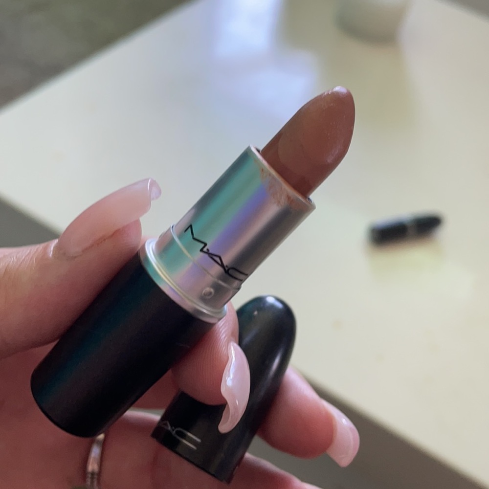 MAC COSMETICS